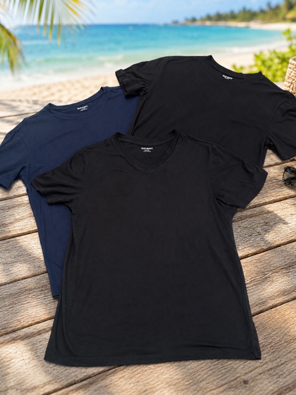 Old Navy Men's Short-Sleeve Tees in Black & Navy - Crew and V-Neck Pack